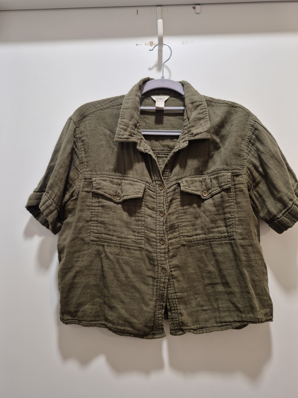 Forever 21 Olive Green Short Sleeve Utility Top